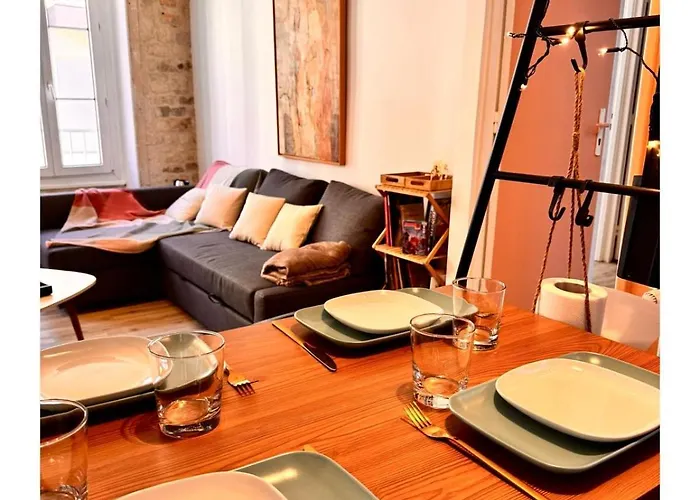 Logis 2 アパート カーン